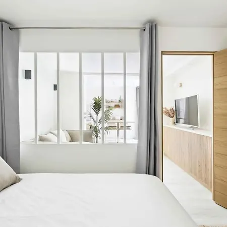 Mykeypers - Cosy & Design Parisian Flat 4p - Batignolles * Paris